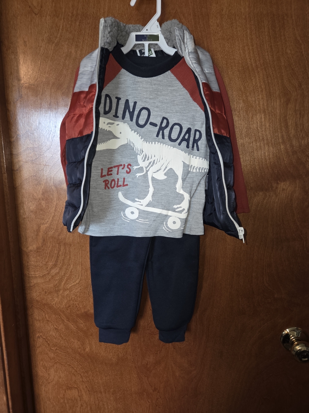Dino-Roar Skateboard Tee & Navy Jogger Outfit